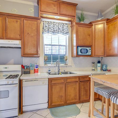 Coastal Galveston Studio About 1 Mi To Beach! Luaran gambar
