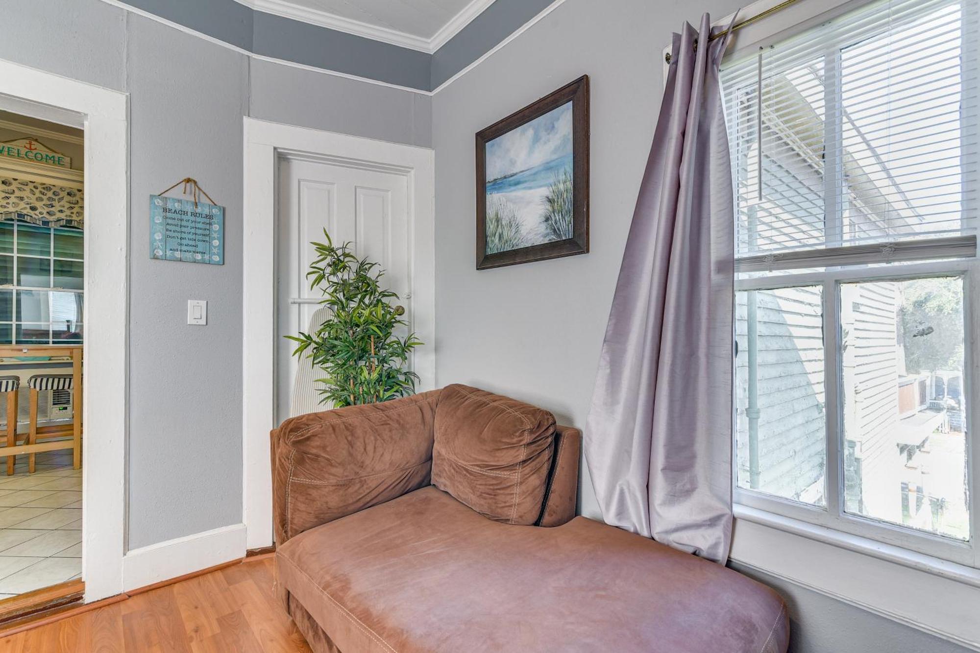 Coastal Galveston Studio About 1 Mi To Beach! Luaran gambar
